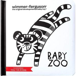 Manhattan Toy Wimmer-Ferguson Learning Cube – Jouet d&rsquo;Activité pour Bébé Souple Multisensoriel(Carnet de bord.)